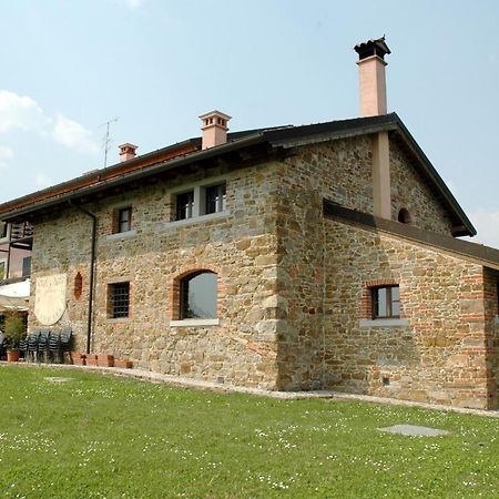 Agriturismo Scacciapensieri Buttrio Buitenkant foto