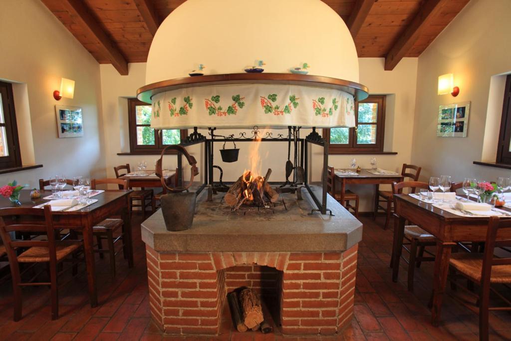 Agriturismo Scacciapensieri Buttrio Buitenkant foto